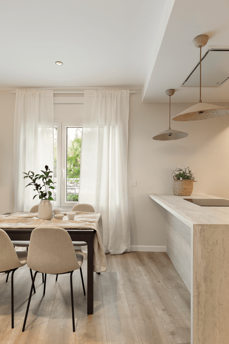 Travessera De Dalt - Interior View 1